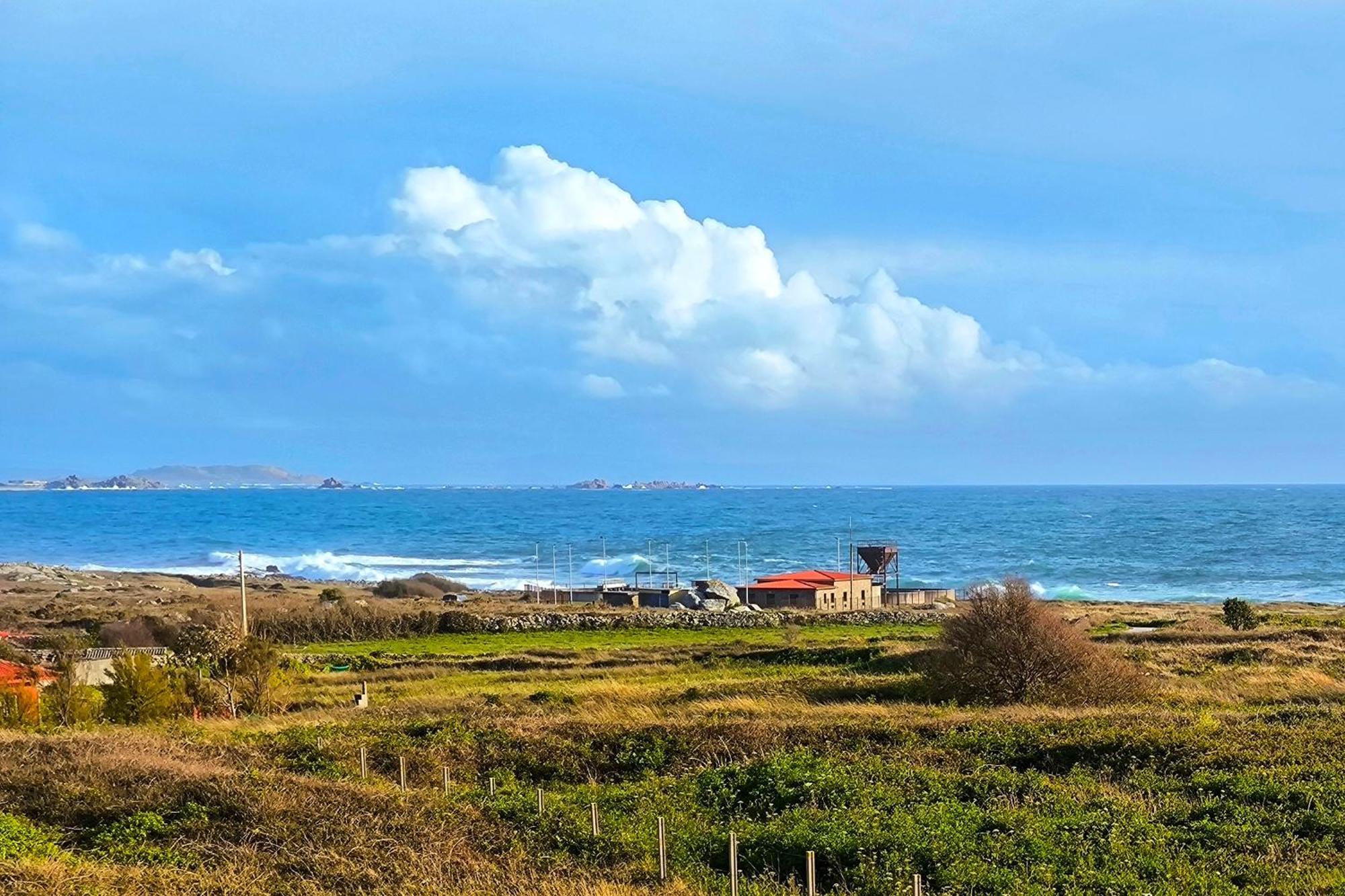 Apartamento Corrubedo Vistas Mar Y Playa Bagian luar foto